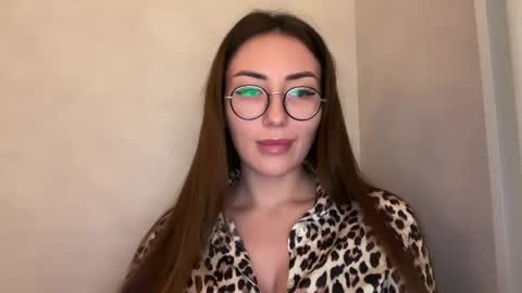 bella_foxxi online show from December 10, 5:55 pm