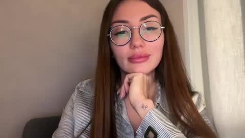 bella_foxxi online show from December 12, 7:48 pm