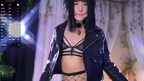 In instagran bel myangel online show from April 8, 11:27 pm