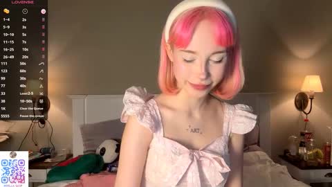 Snapshot of bella_gasp chatting on October 20, 6:19 pm Jane online show from October 20, 6:19 pm