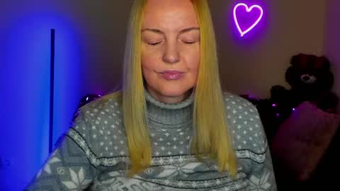 Bella online show from April 11, 7:45 am