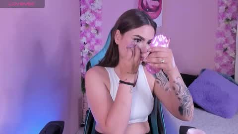 BELLA online show from September 22, 12:18 pm