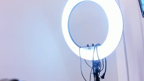  BELLA  online show from March 9, 3:10 am