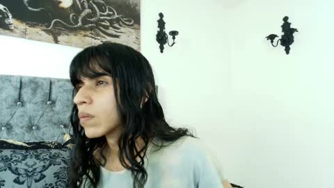 Bella online show from February 25, 1:26 am