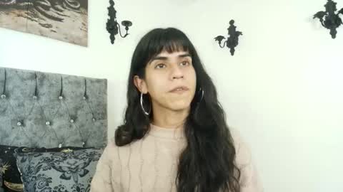 Bella online show from March 26, 1:22 am