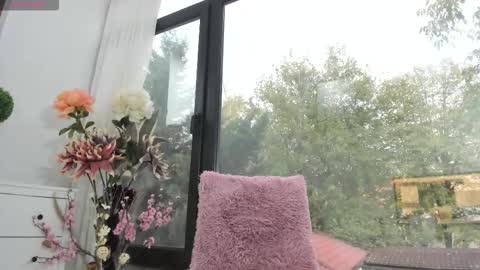 Snapshot of bella_posh chatting on October 23, 5:07 am bella_posh online show from October 23, 5:07 am