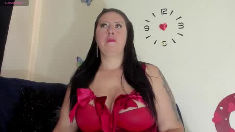 Snapshot of bella_smit_ chatting on November 18, 2:54 pm Bella Smith online show from November 18, 2:54 pm