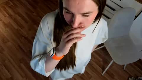 Bella online show from May 21, 2:57 pm