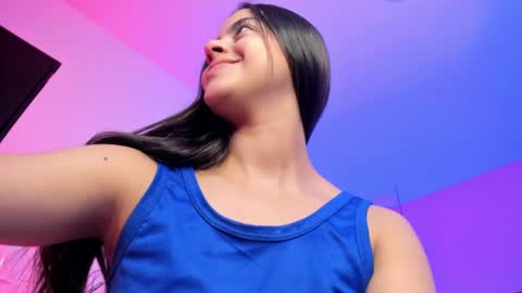 BELLA online show from April 15, 8:09 pm