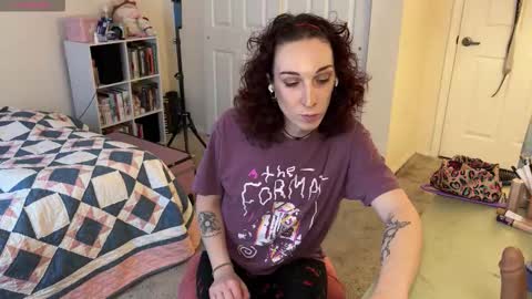 Snapshot of bellababy444 chatting on December 1, 7:30 pm bellababy444 online show from December 1, 7:30 pm