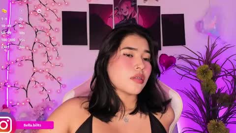 Bella online show from April 15, 7:58 pm