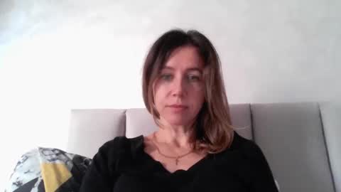 bellacharm_25 online show from October 27, 9:24 am