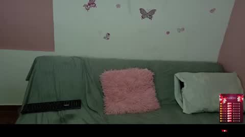 Bella online show from June 24, 3:49 am