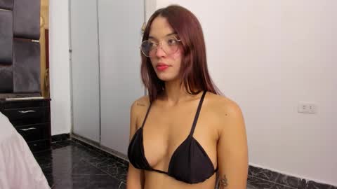 BELLA online show from November 26, 12:17 pm