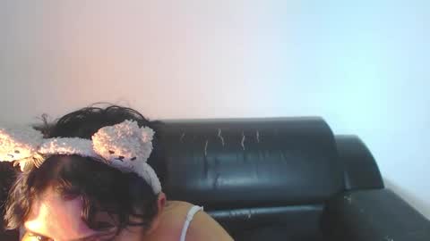 Snapshot of bellaluxxs chatting on May 15, 10:50 pm MY NAME IS BELL online show from May 15, 10:50 pm