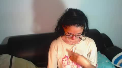 Snapshot of bellaluxxs chatting on July 10, 11:18 pm MY NAME IS BELL online show from July 10, 11:18 pm