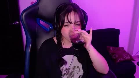 Bella Monteluna online show from September 24, 5:22 am