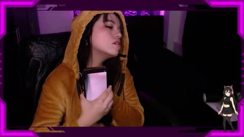 Bella Monteluna online show from November 25, 3:23 pm