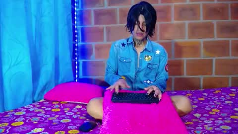 bellamy_094 online show from November 11, 8:20 pm