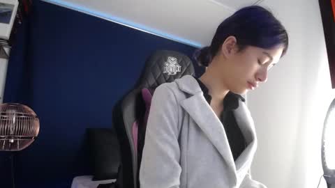   online show from January 11, 11:34 am