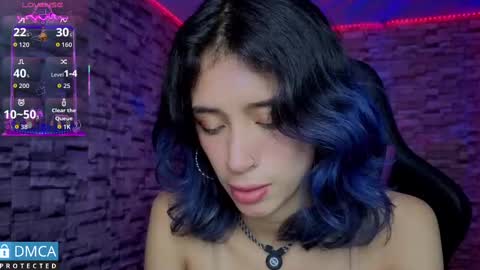   online show from September 25, 8:45 pm