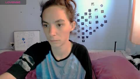 bellaqueen0701 online show from November 21, 10:03 am