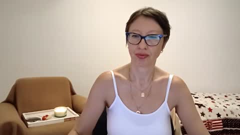Emma online show from July 22, 7:27 pm