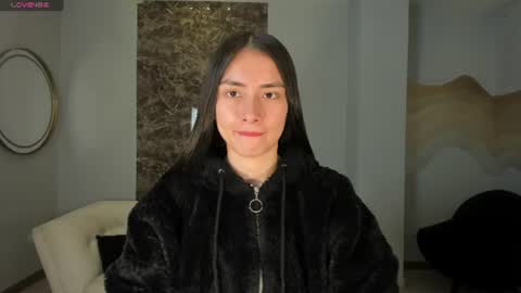 B E L L A  online show from June 15, 10:39 am