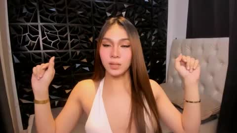 Snapshot of bellatrixnoir69 chatting on July 28, 12:48 pm bella online show from July 28, 12:48 pm
