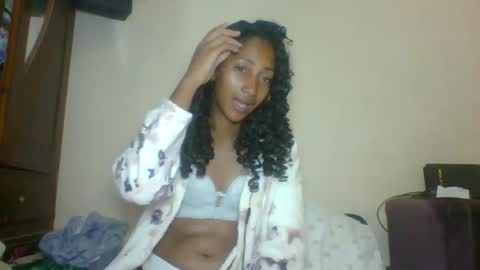 belle_annah online show from May 8, 3:01 am