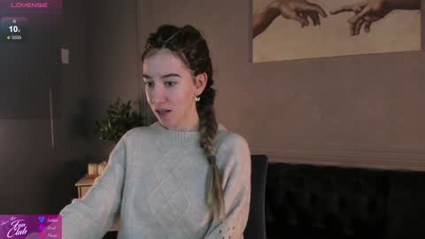 Snapshot of belle_via chatting on December 4, 10:02 am Bella online show from December 4, 10:02 am
