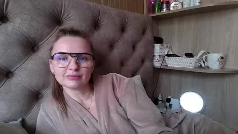 Amelia online show from September 28, 12:32 pm