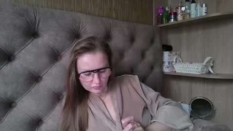 Amelia online show from October 3, 11:18 am