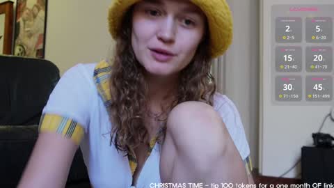 Snapshot of bellebabyboo chatting on December 10, 5:17 am BELLE online show from December 10, 5:17 am
