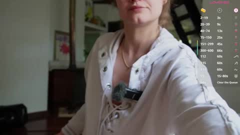 BELLE   online show from October 26, 3:12 am