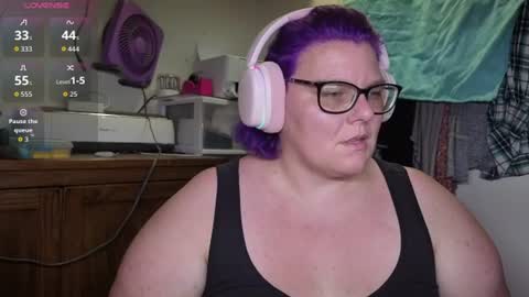 Snapshot of bellenbeau chatting on July 10, 8:11 pm bellenbeau online show from July 10, 8:11 pm