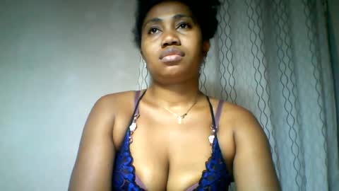 Snapshot of bellesur chatting on June 23, 9:24 pm bellesur online show from June 23, 9:24 pm