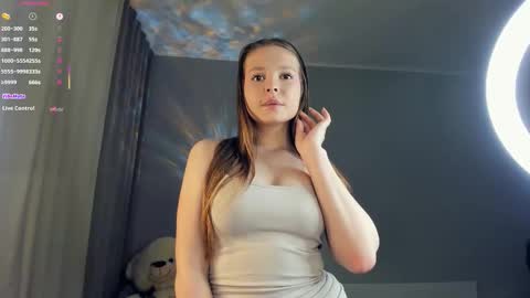 Bella online show from October 26, 6:03 pm