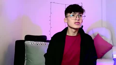 Snapshot of bellmontneon chatting on November 5, 11:21 am Neon online show from November 5, 11:21 am