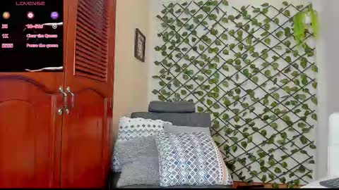 Neon online show from November 27, 11:01 am