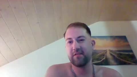 Snapshot of bellobello9696 chatting on February 18, 12:50 am bellobello9696 online show from February 18, 12:50 am