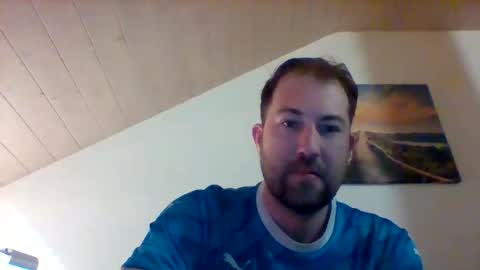 Snapshot of bellobello9696 chatting on March 23, 9:52 pm bellobello9696 online show from March 23, 9:52 pm