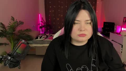 LinaBoo online show from October 14, 5:14 pm