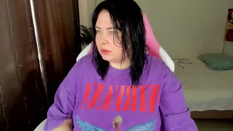 LinaBoo online show from October 28, 7:12 am