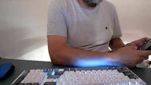BellyLaughLover online show from June 14, 5:48 pm