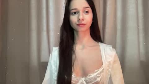 Snapshot of beloved_lucy chatting on May 31, 3:19 pm beloved_lucy online show from May 31, 3:19 pm
