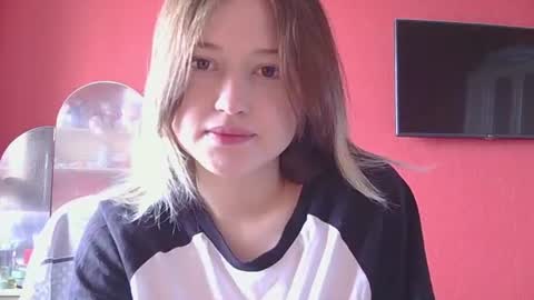 Snapshot of belovedmary chatting on July 2, 8:42 am belovedmary online show from July 2, 8:42 am