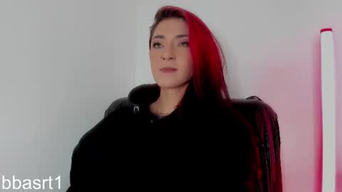 Snapshot of belyswitch chatting on June 19, 5:50 pm Bely Bbasrt1 - hot online show from June 19, 5:50 pm