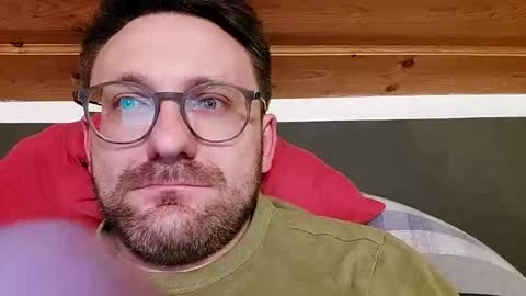 ben00189 online show from February 25, 6:39 pm