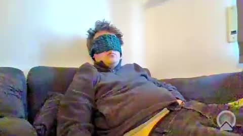 ben_2456 online show from April 9, 6:41 am